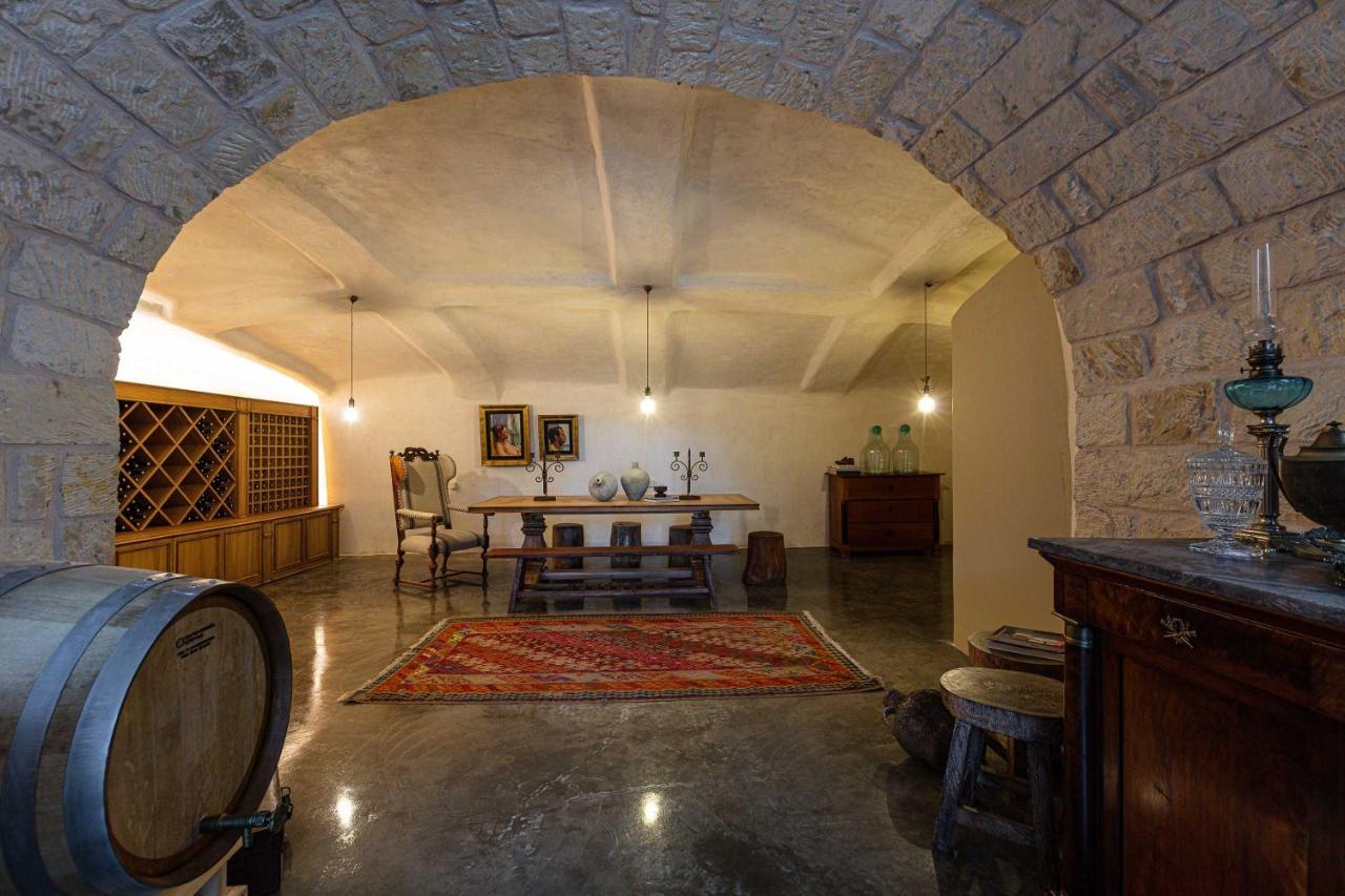 Villa Mantilari Wine Estate 7 Apartments 2 Private Pools 1 Heated Tennis Court Fitness Center Archanes Esterno foto