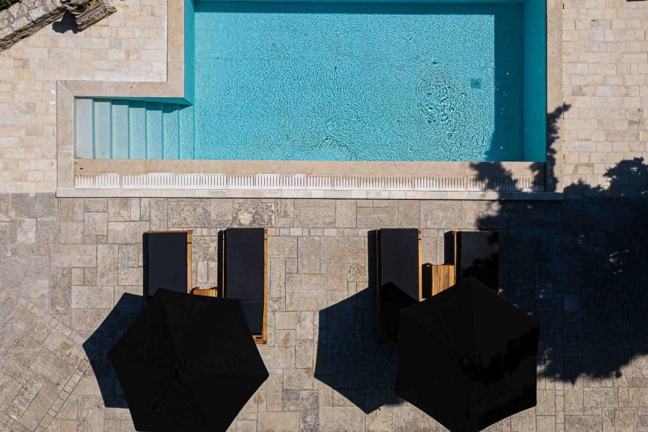Villa Mantilari Wine Estate 7 Apartments 2 Private Pools 1 Heated Tennis Court Fitness Center Archanes Esterno foto
